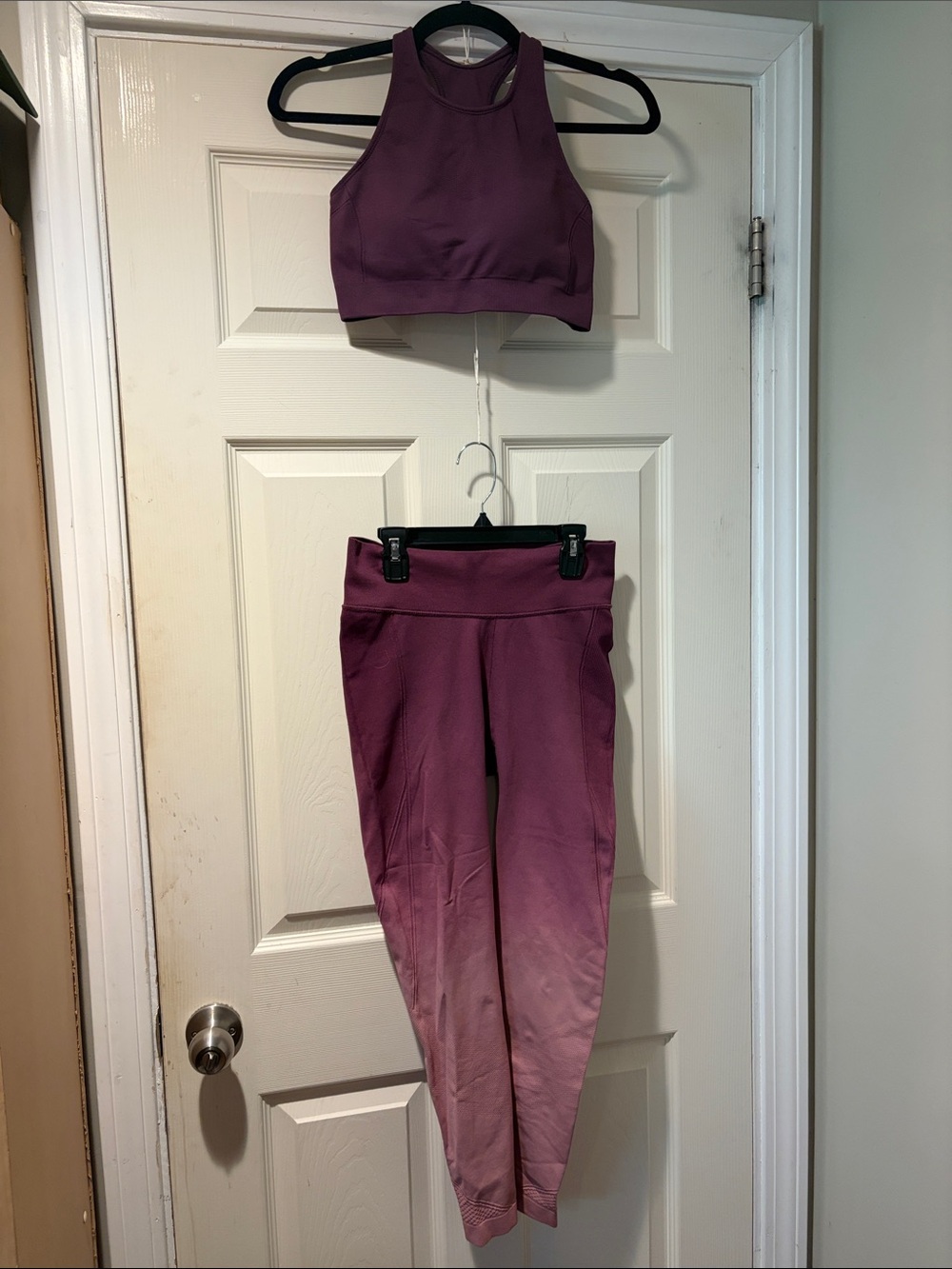 all in motion High-Waist Leggings with Matching Sports Bra in Plum Ombré S